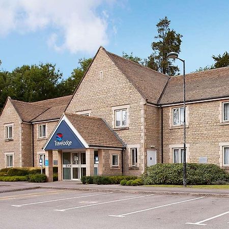 Travelodge Cirencester Exterior photo