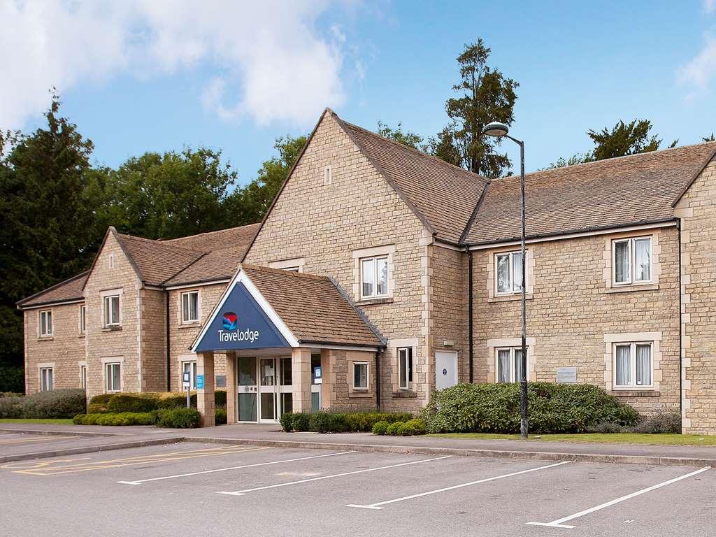 Travelodge Cirencester Exterior photo